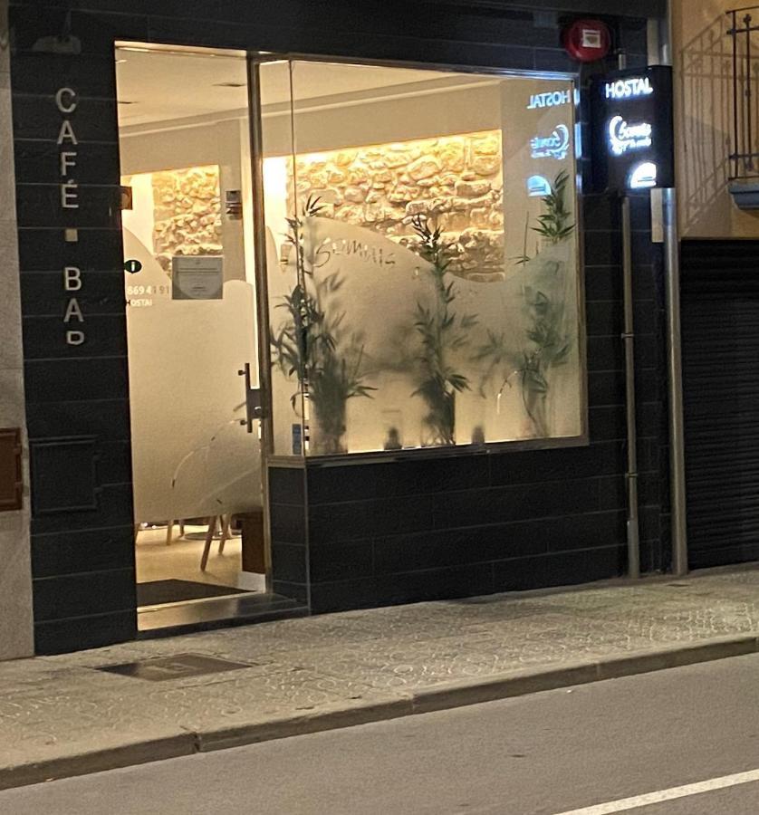 Hostal Somnis Suria Exterior photo